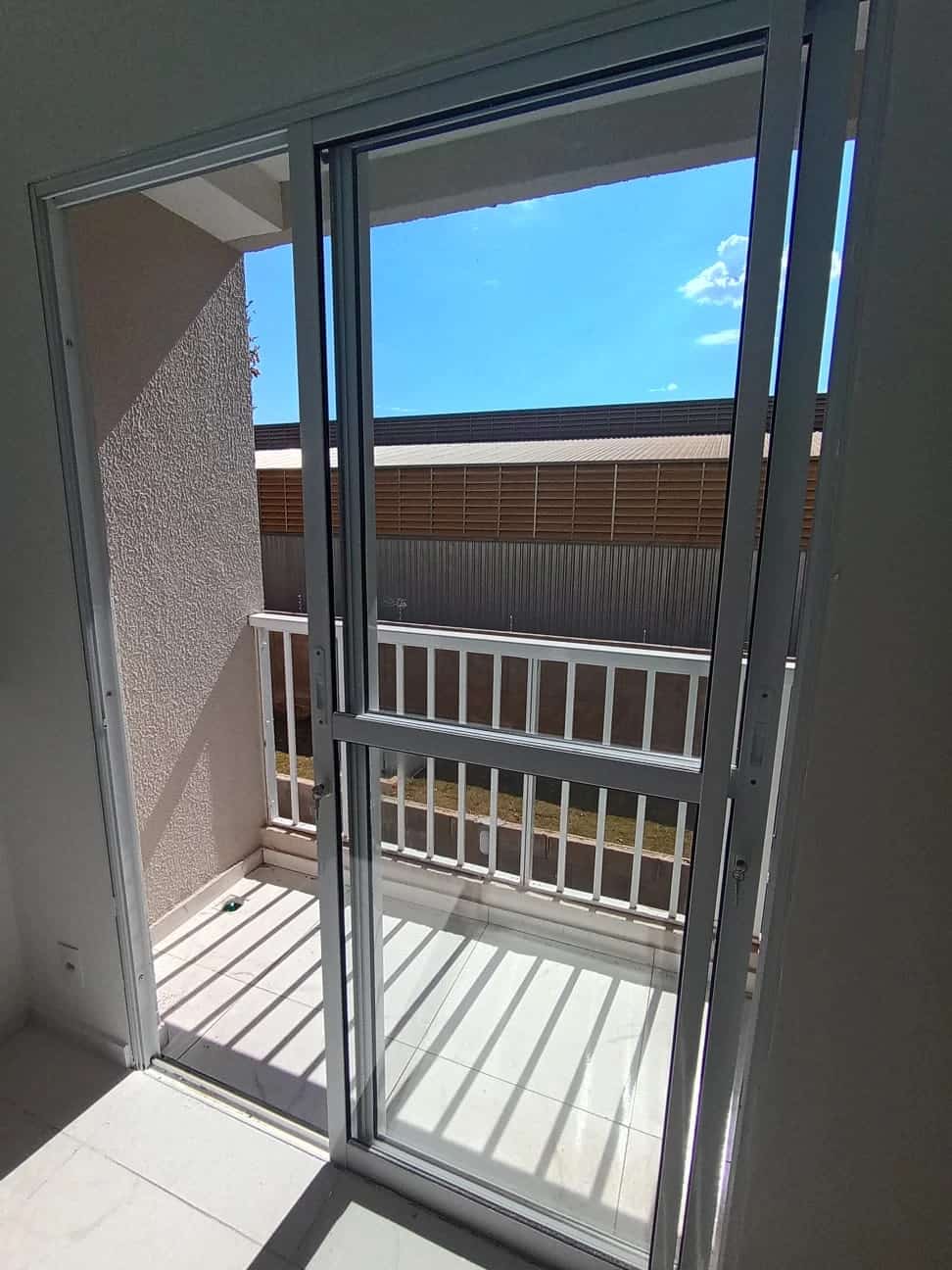 Aluga-se apartamento Residencial Marsala